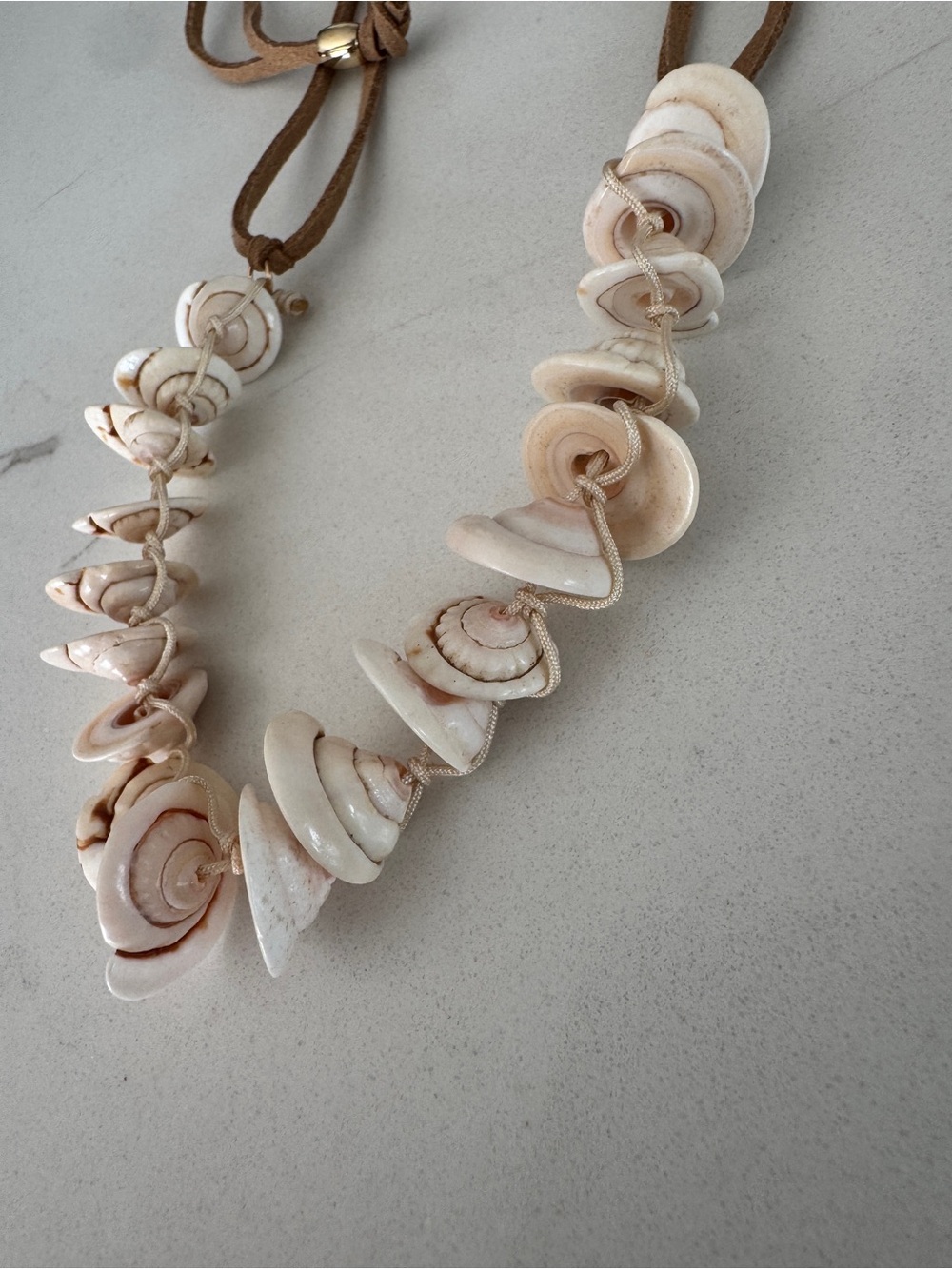 Free People Cream Shell Strand Necklace with Natural Shell Accents NWT - Picture 6 of 7